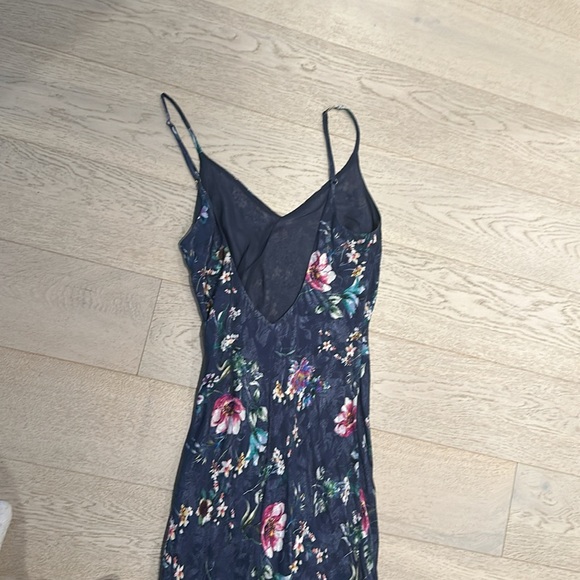 REVOLVE x House of Harlow 1960 Tania Slip Dress in Navy Floral Multi - Picture 3 of 5